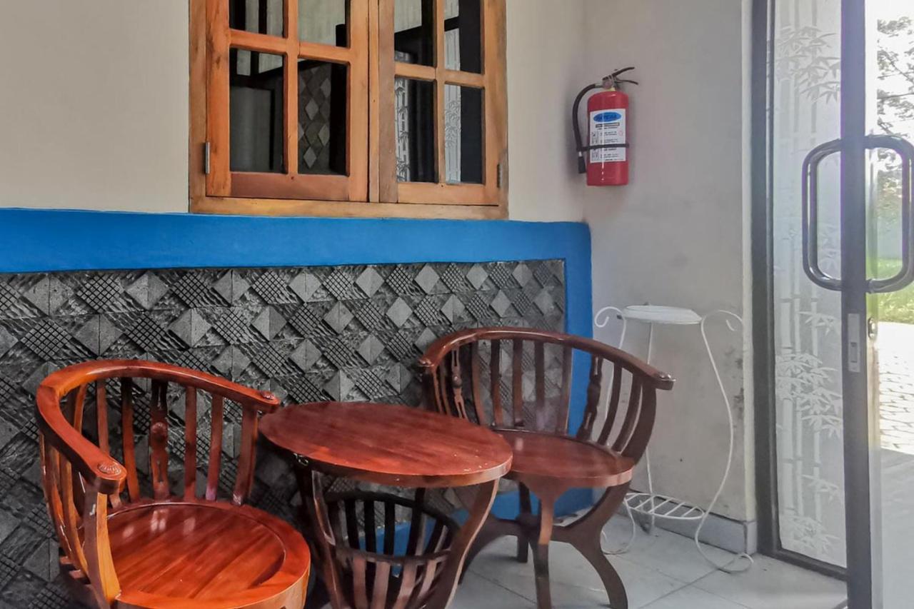 Hotel Reddoorz Near Pantai Pancer Door Pacitan Zewnętrze zdjęcie