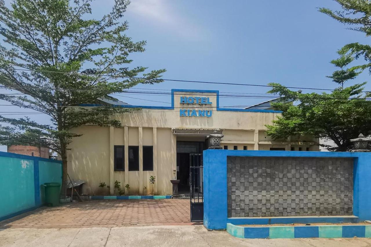 Hotel Reddoorz Near Pantai Pancer Door Pacitan Zewnętrze zdjęcie