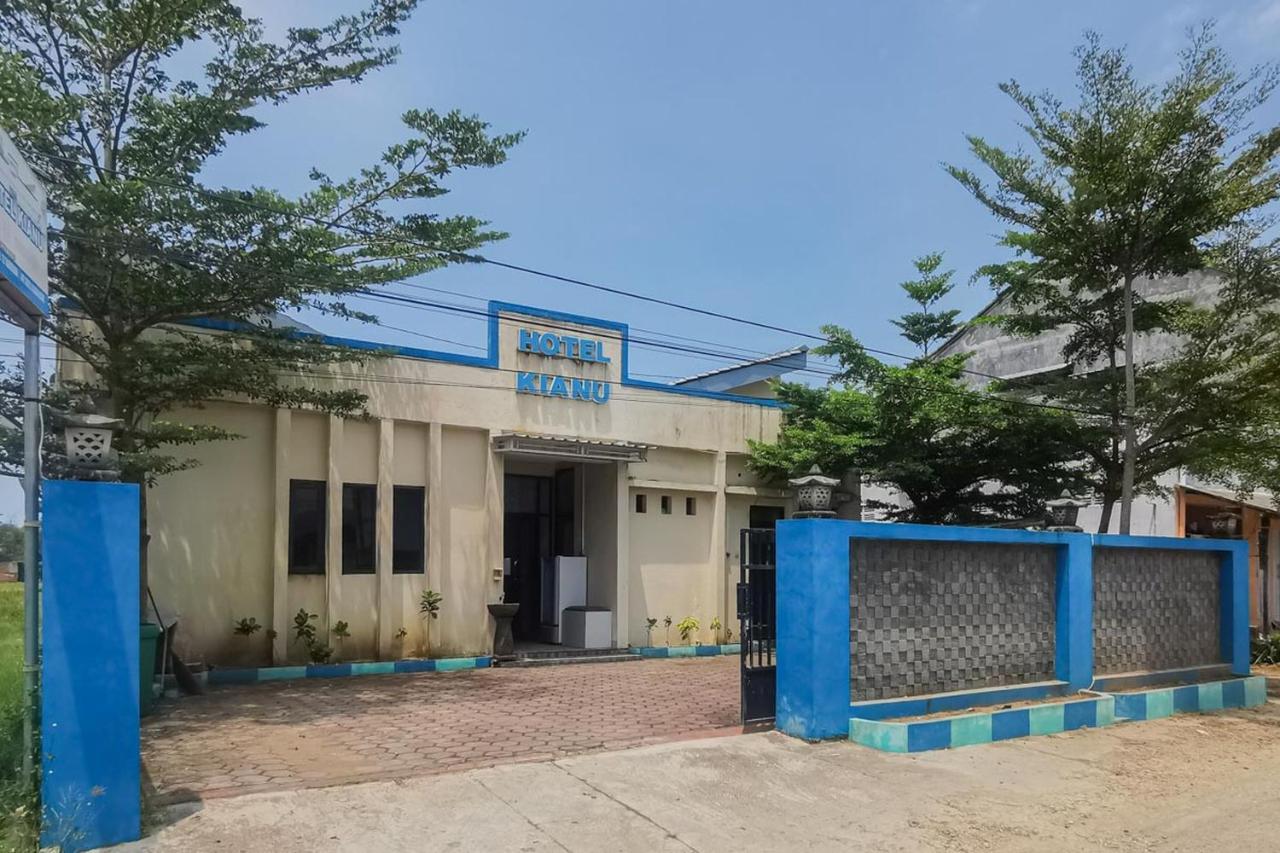 Hotel Reddoorz Near Pantai Pancer Door Pacitan Zewnętrze zdjęcie